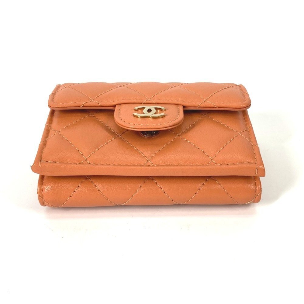 CHANEL Orange Wallet - Picture 4 of 16